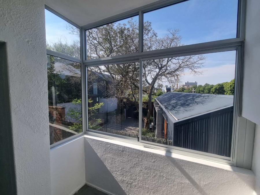 To Let 1 Bedroom Property for Rent in Tamboerskloof Western Cape